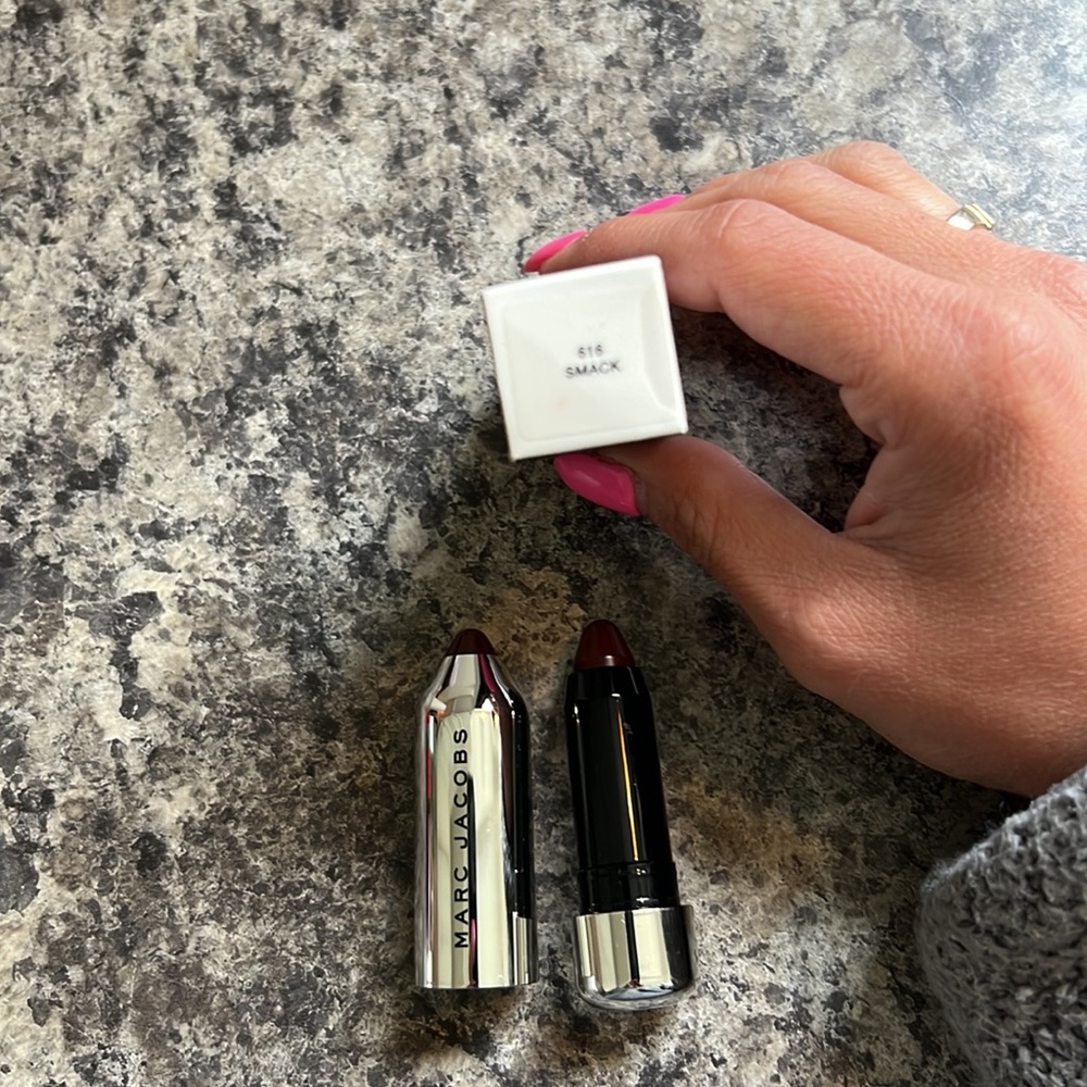 NIB NWT Marc Jacobs Kiss Pop Lip Color Stick in 616 SMACK - Picture 5 of 8